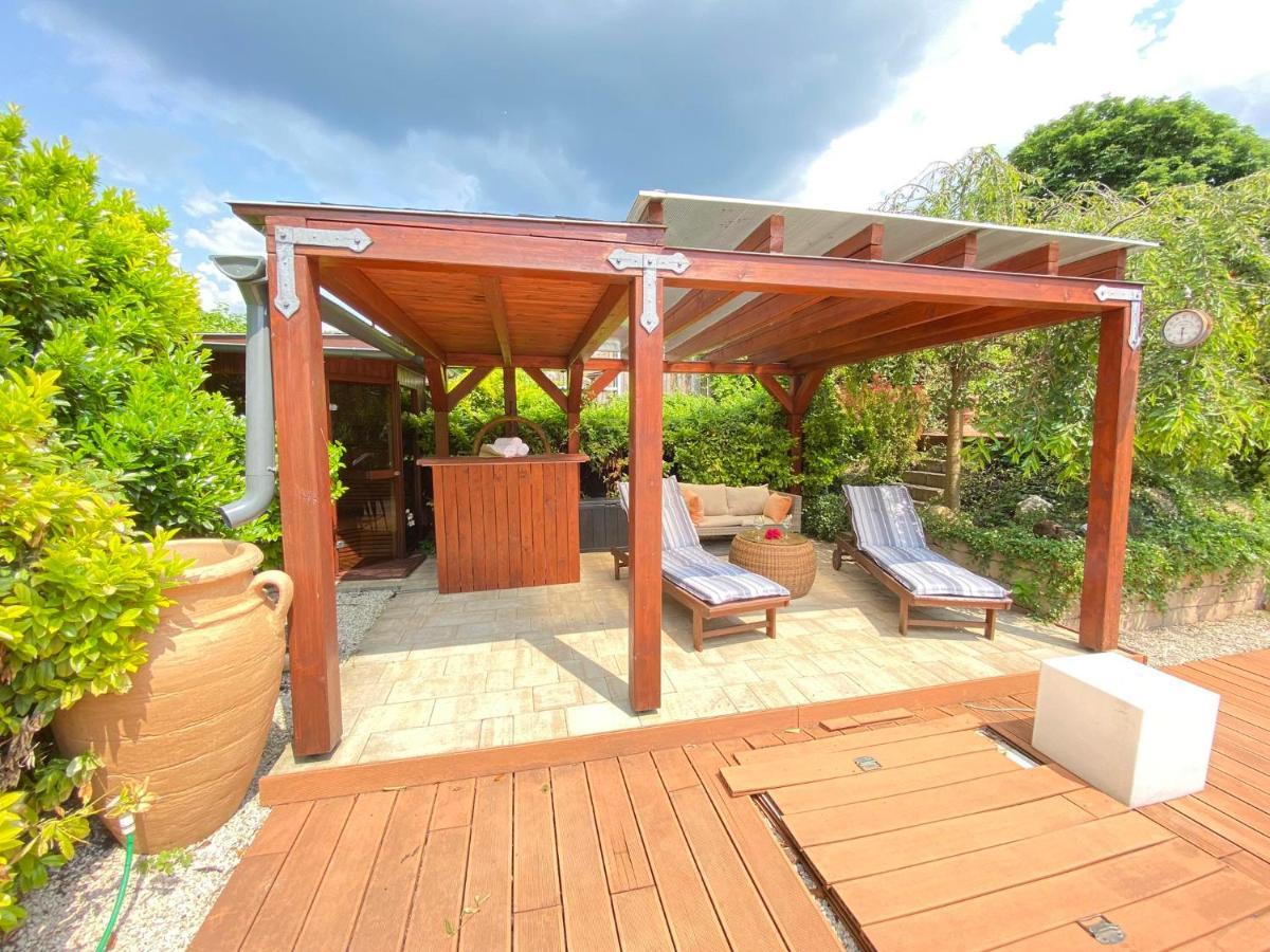 Vacon Var-Lak Vendeghaz / Bird Nest Vac Exterior photo